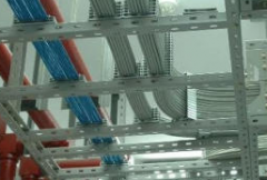 成都网络布线公司,办公室布线,网络综合布线师傅