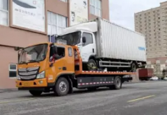 道路救援、搭电、补胎、换胎、换电瓶、拖车、送油、开锁