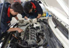 成都全城本地24小时道路救援补胎换胎搭电送油拖车脱困汽车维修